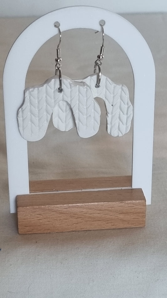 Textured mouthguards